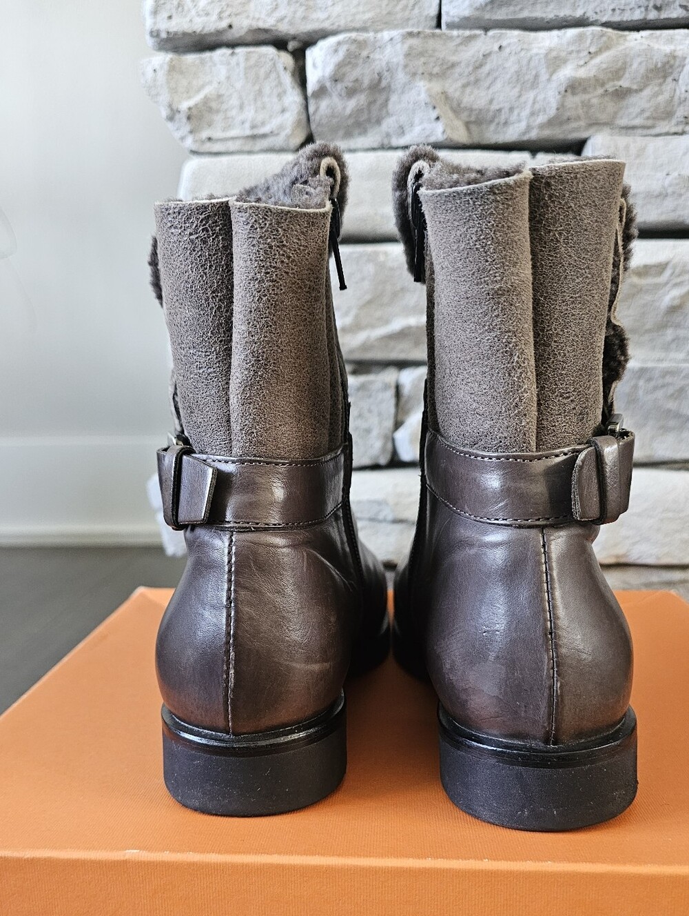 Beautiful Attilio Giusti Leombruni (AGL) Shearling Foldover Ankle Boot - Sz 6.5 - Picture 5 of 14